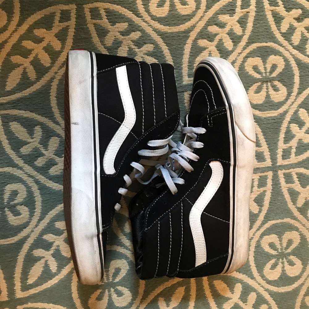 Vans - Picture 2 of 5